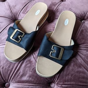 Dr Scholl's low wedge sandals, women's size 10